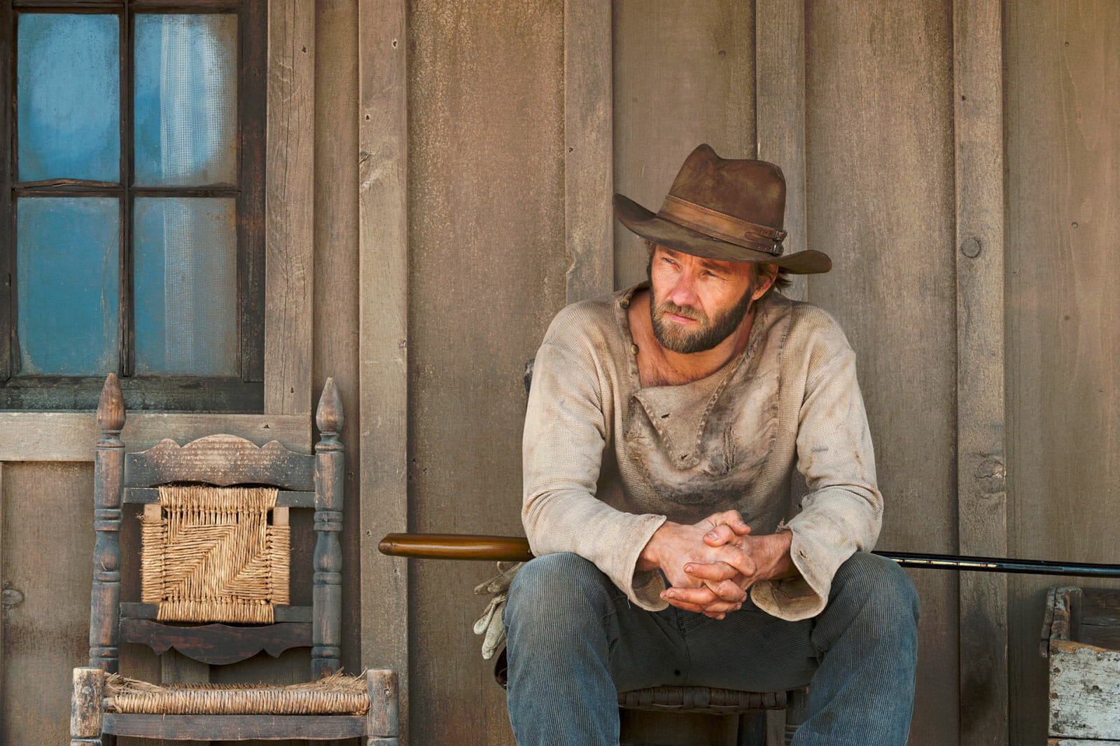 Jane-got-a-gun-Joel-Edgerton