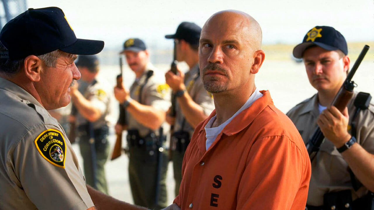 Les-ailes-de-l'enfer-John-Malkovich